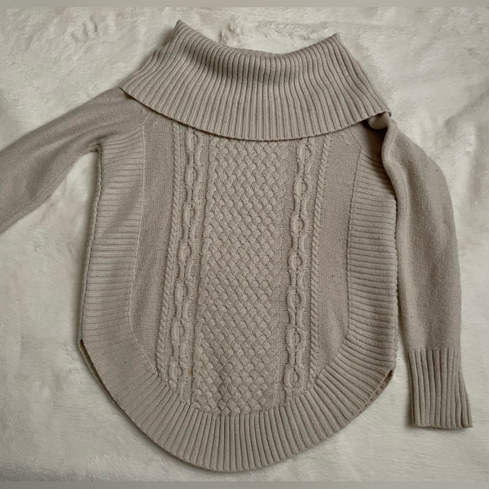Hampshire studio sweater